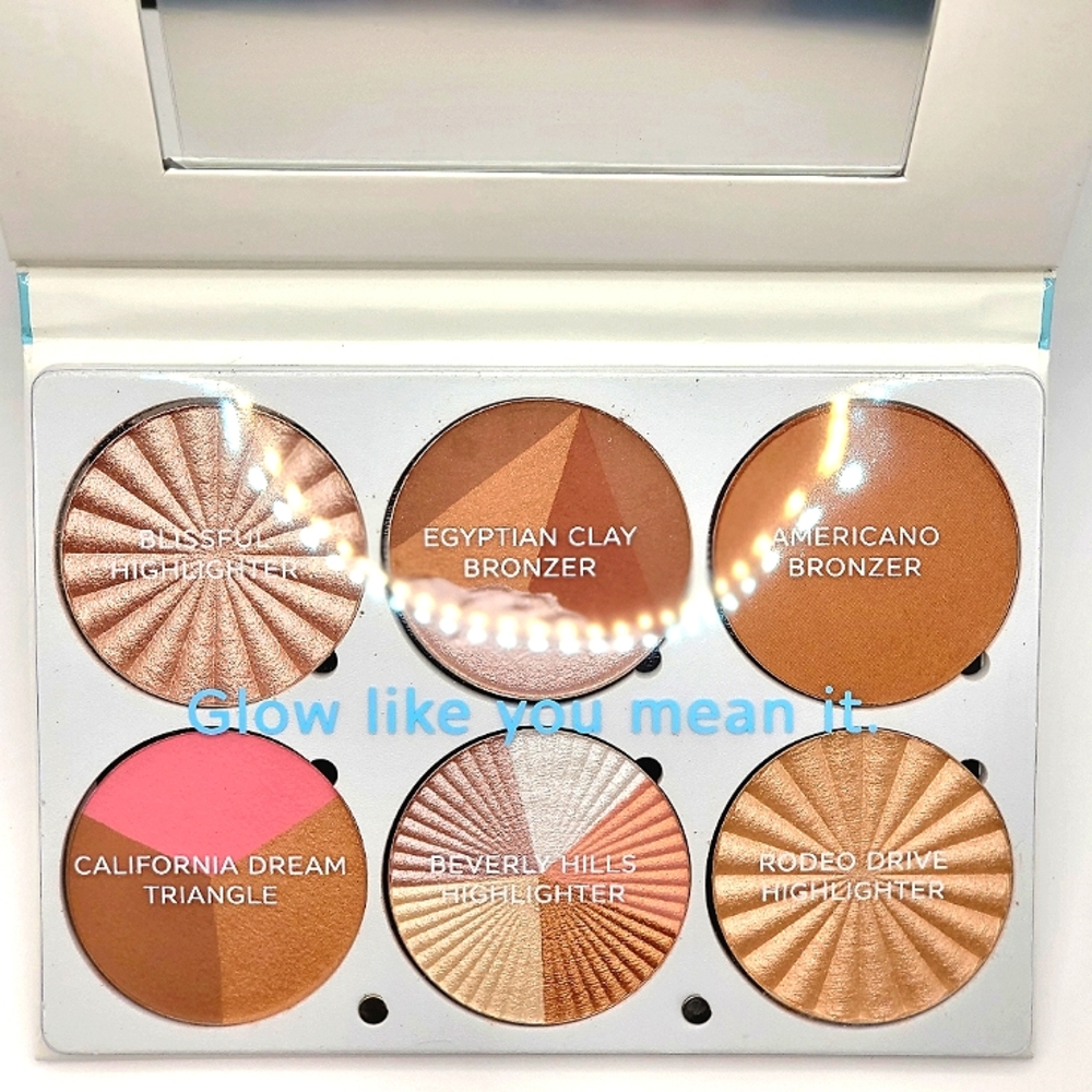 Ofra On The Glow Highlight and Bronzer Palette